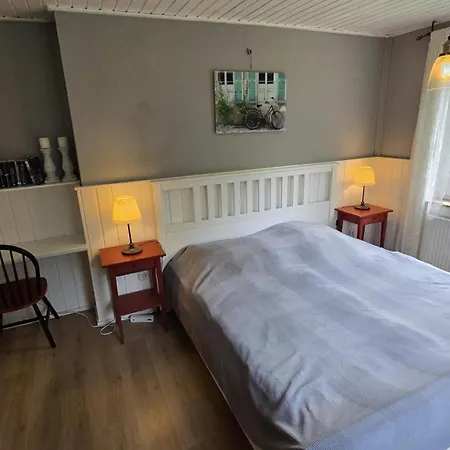 Ferienhaus-ferienbutze *